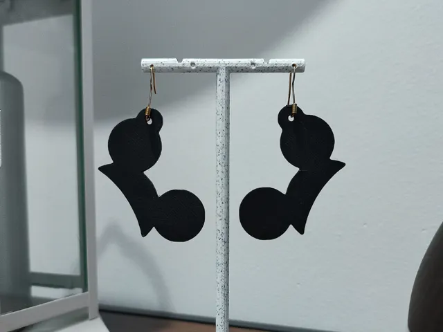 Aretes Action Silhouette