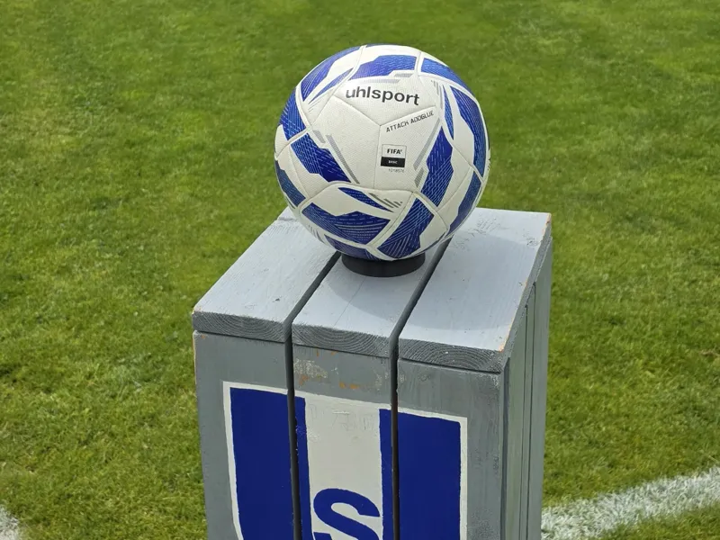Ball Stand