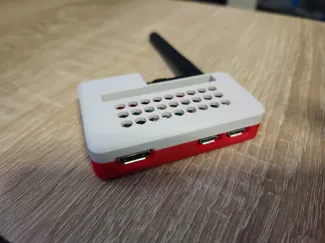 Raspberry Pi Zero 2W case with external antenna