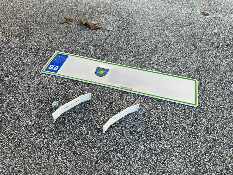 Frameless EU Licence Plate Holder