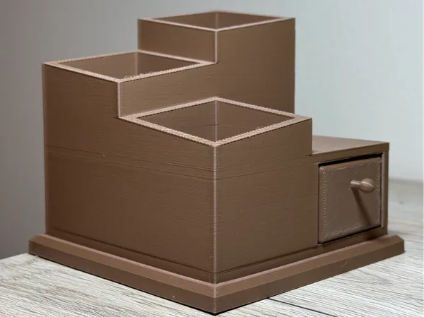 Organiseur de bureau à tiroir