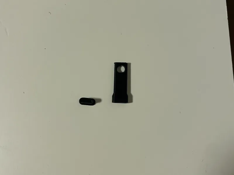 USB-C Schutzstecker mit Schlüsselanhänger 