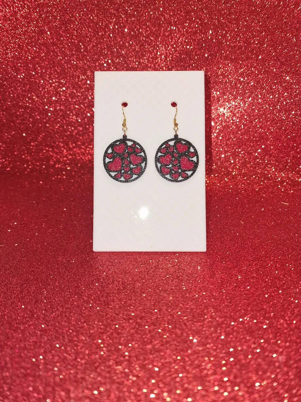Round hearts earrings view 2