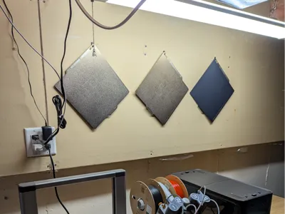 Build Plate Wall Hook