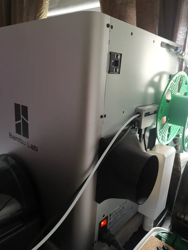 Magnetized Ventilation adapter