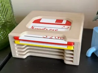 Retro 3.5" Floppy Disk Storage Rack (6 Slots)