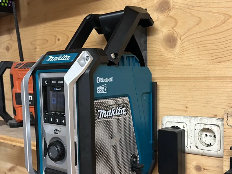Makita DMR115 DAB Radio Wandhalter