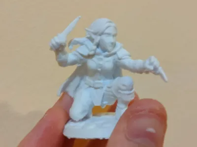 Female Rogue elf DnD 40mm Miniature