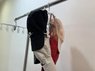 Expandable Hat Hanger