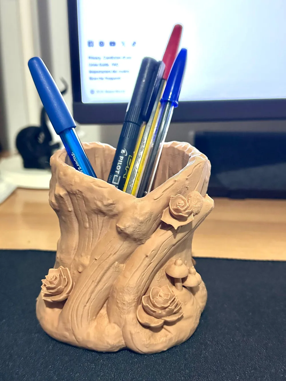 Tree Design Pen Tree Trunk Pen Holder - Arboreal design-easy print - Free 3D Print ...