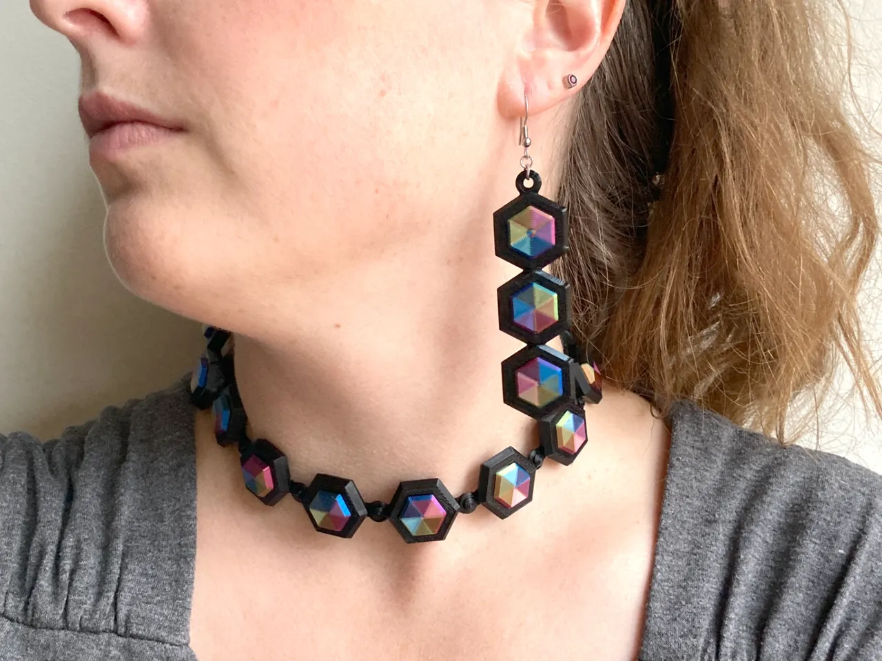 Link Earrings with interchangeable Gems view 3