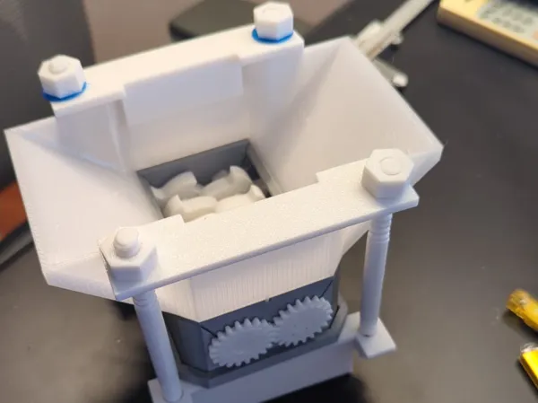 https://makerworld.bblmw.com/makerworld/model/UScfbeb61ed9899/design/2025-05-04_6f04ea1963ccd.jpeg