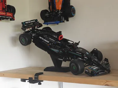 42171 Mercedes F1 Stand