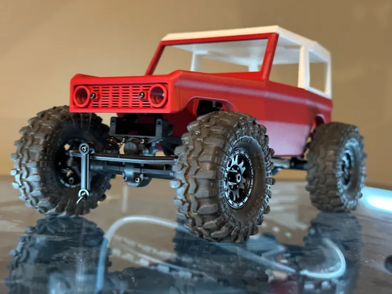 PINCHED FORD BRONCO SCX24 BODY RC CRAWLER 1/24 RC