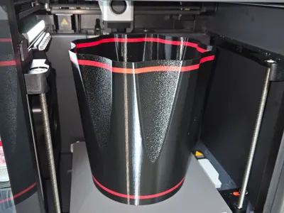 Minimalist Sturdy Trash Can (354g)