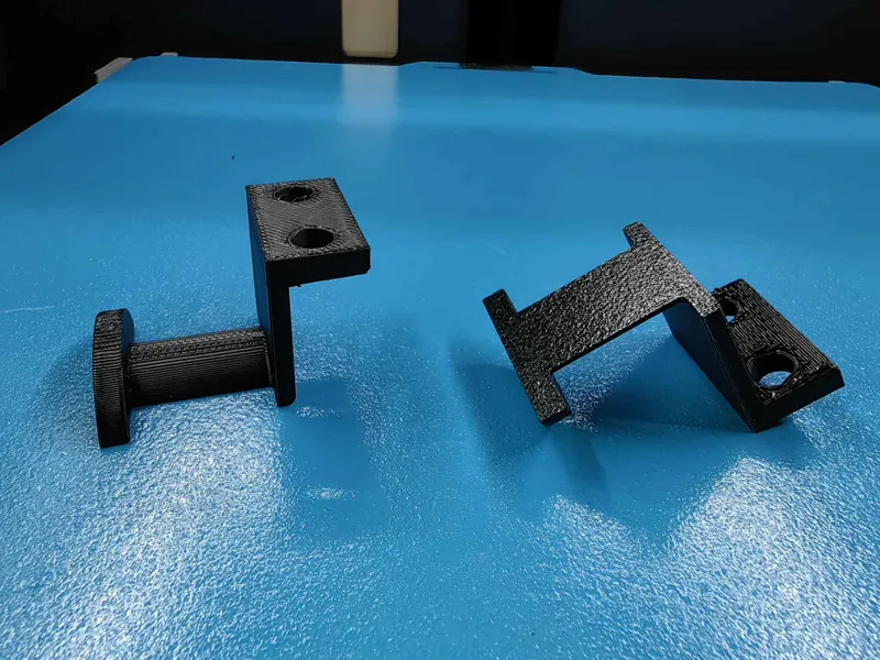 Cable hanger