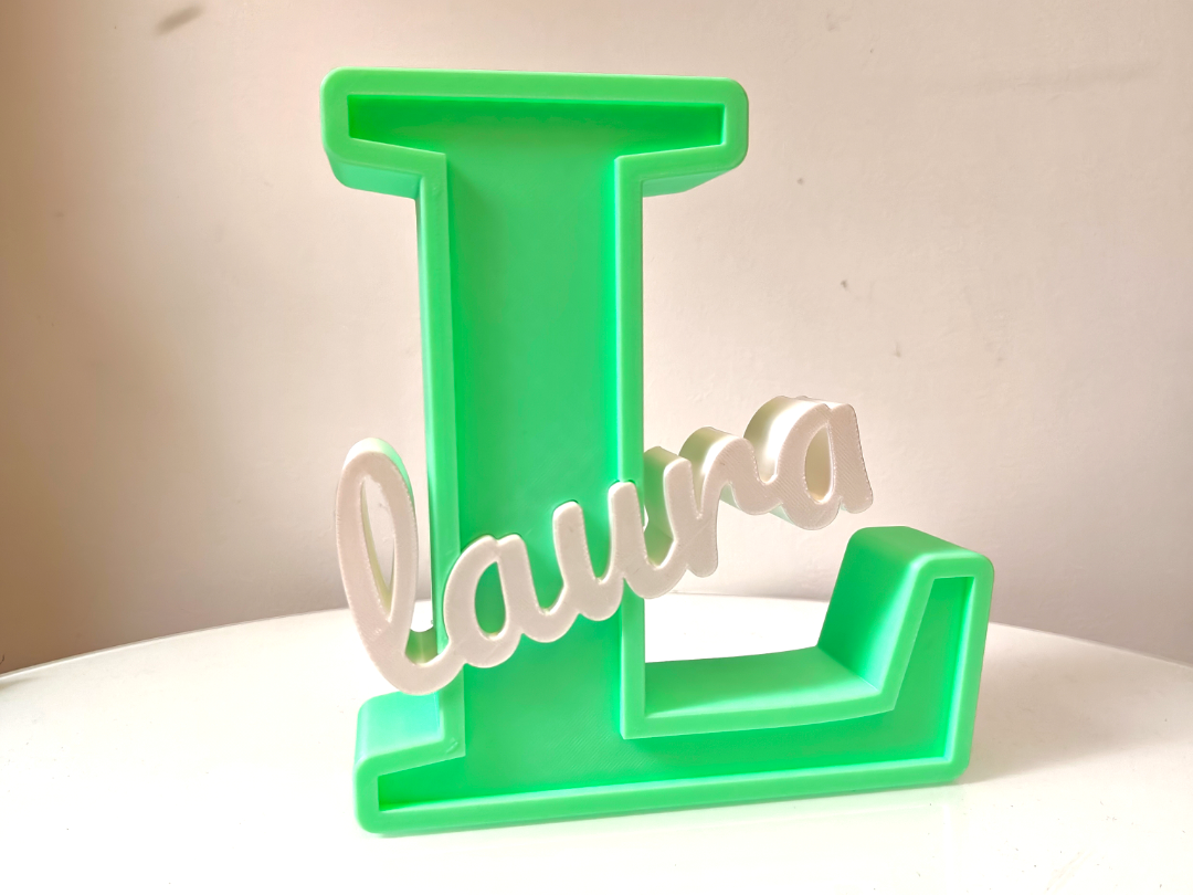 Miniatura 1 do modelo 3D Customizable Name Sign Generator