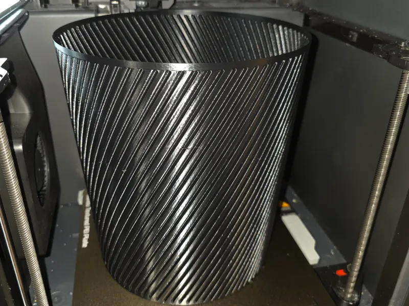 Simple Circular Trash Bin – Vase Mode Optimization