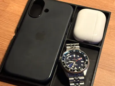 Edc tray for Iphone, Airpods and misc