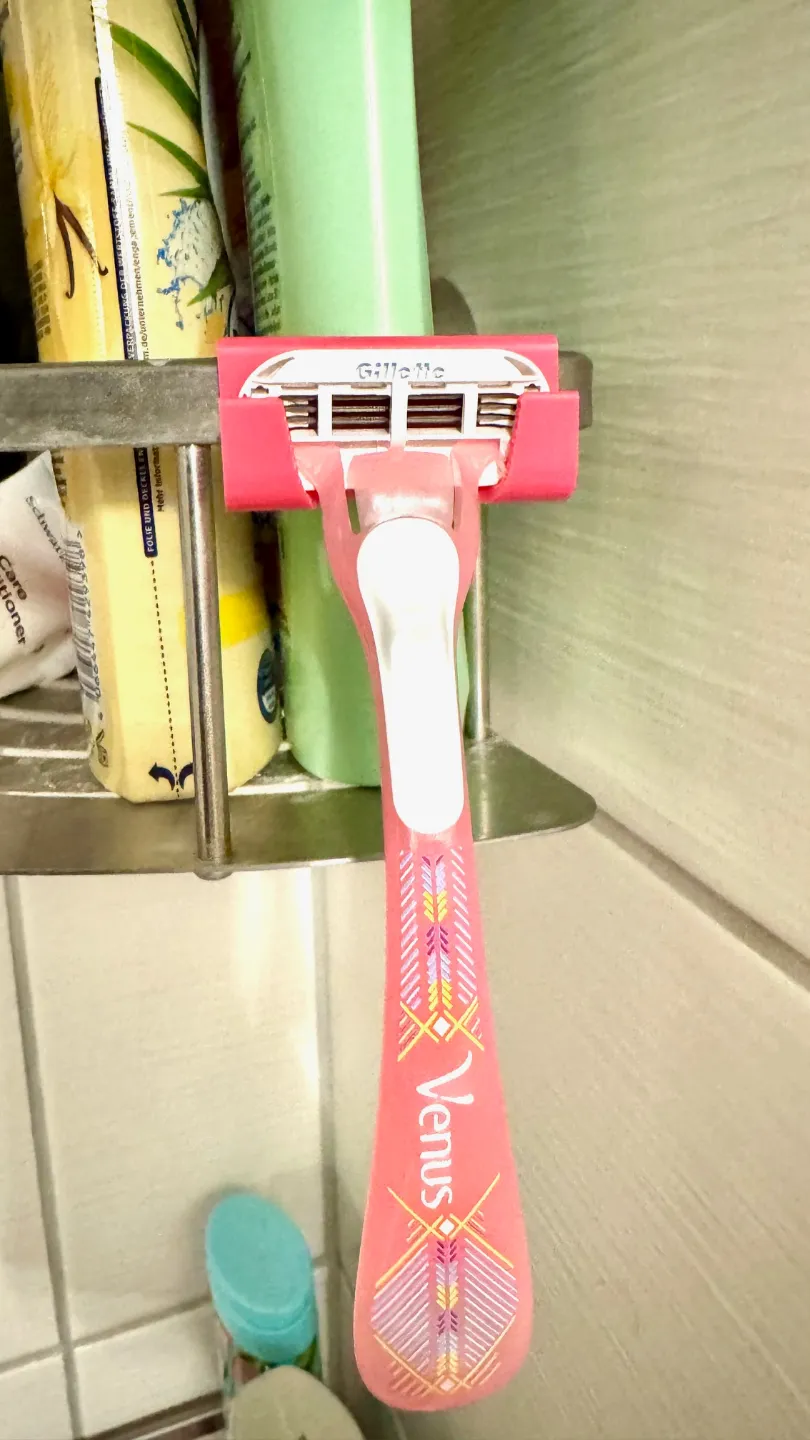 Gillette Venus Razor Holder Shower Mount by Bogi77 - MakerWorld