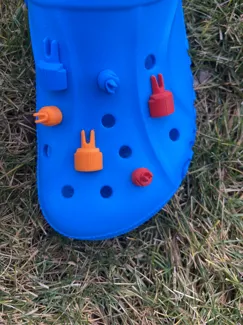 Vex IQ Mix and Match Pin Shoe Ornaments