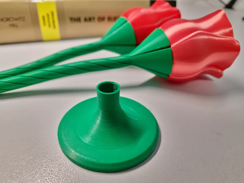 Stand for single vase mode rose