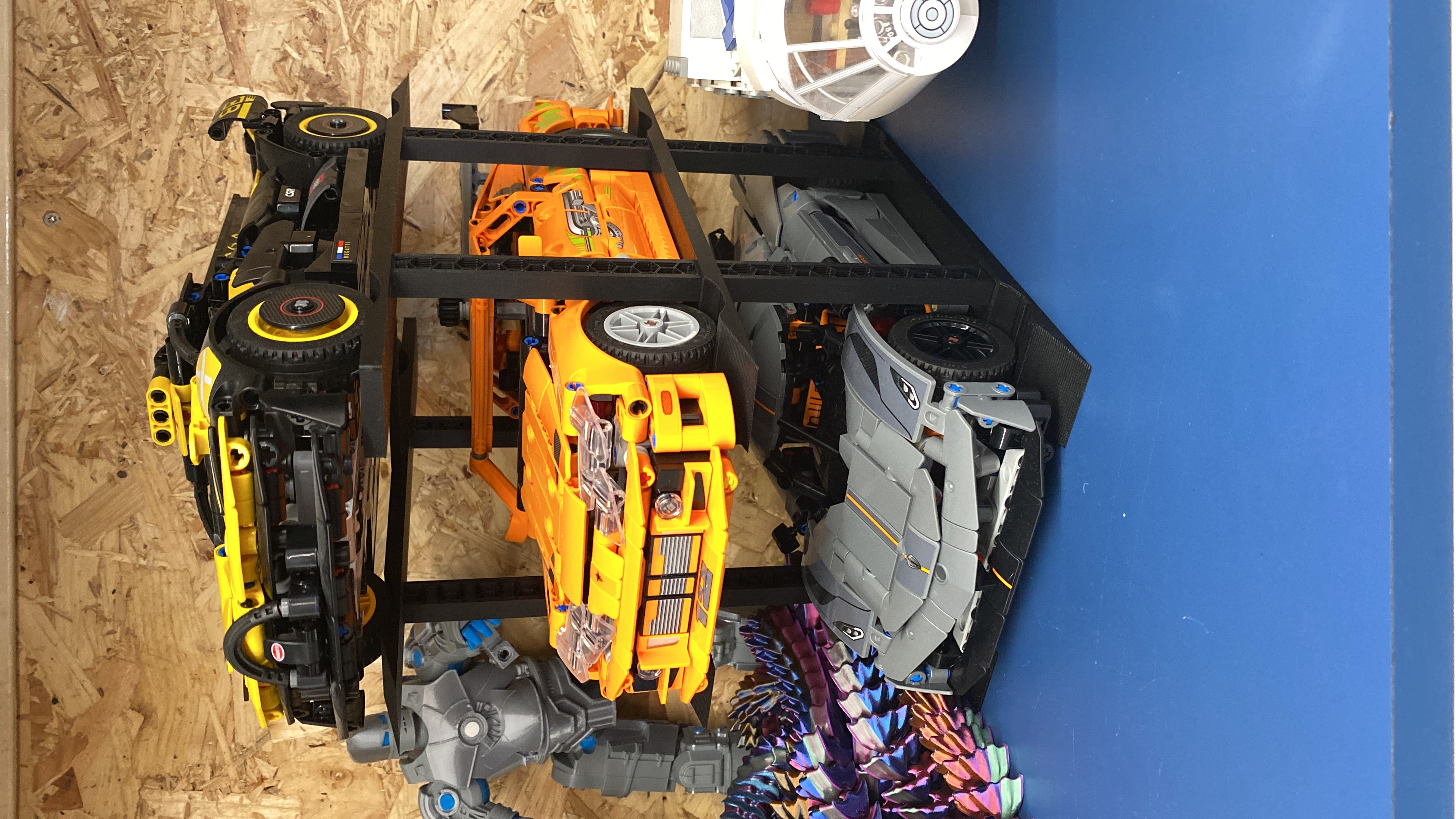 Miniatura 2 do modelo 3D Technic Car Stacker