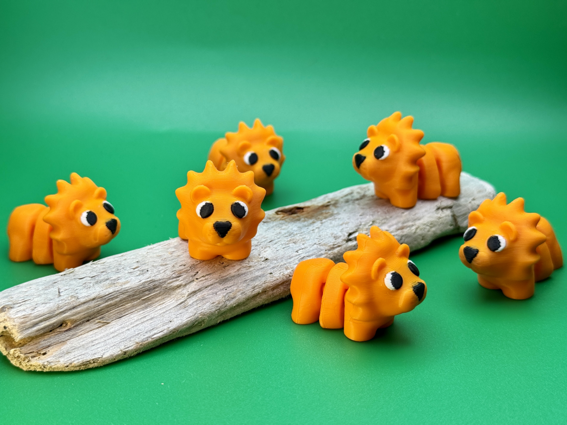 Cute Fidget Lion Print In Place ( 2 Sizes)