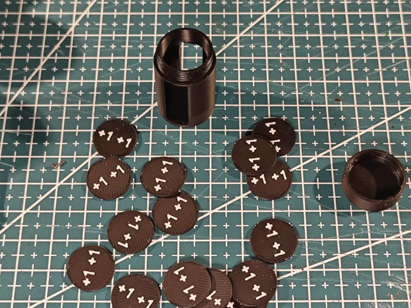 Token holder, Gundam Card Game & +1+1 tokens