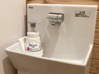 ビオレ泡ハンドソープ左用