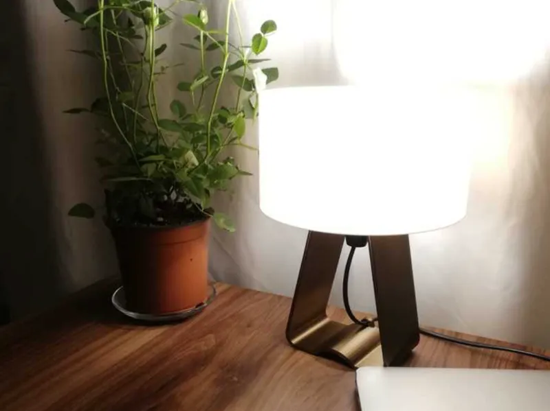 Minimal Modern Lamp 