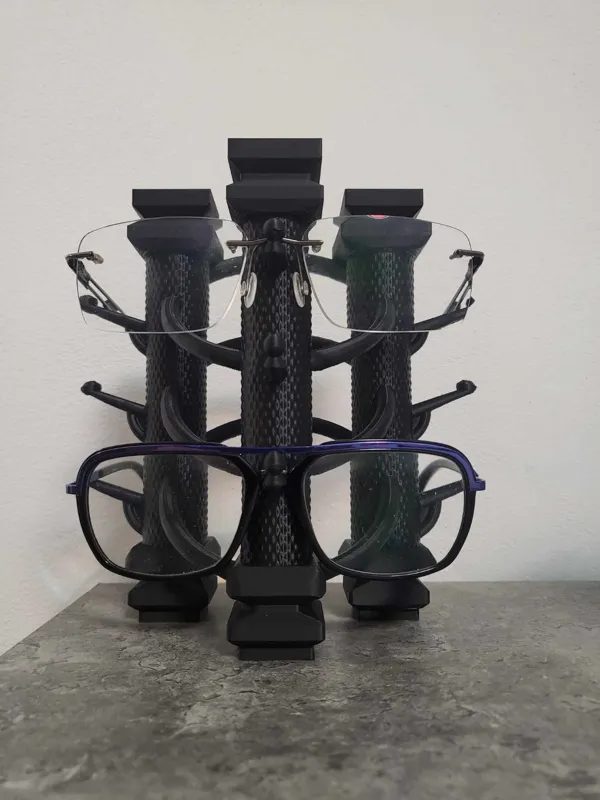 Support à lunettes par Gampi