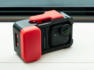 Insta360 Go Ultra Street Photography Kit Camera Cage Grip
