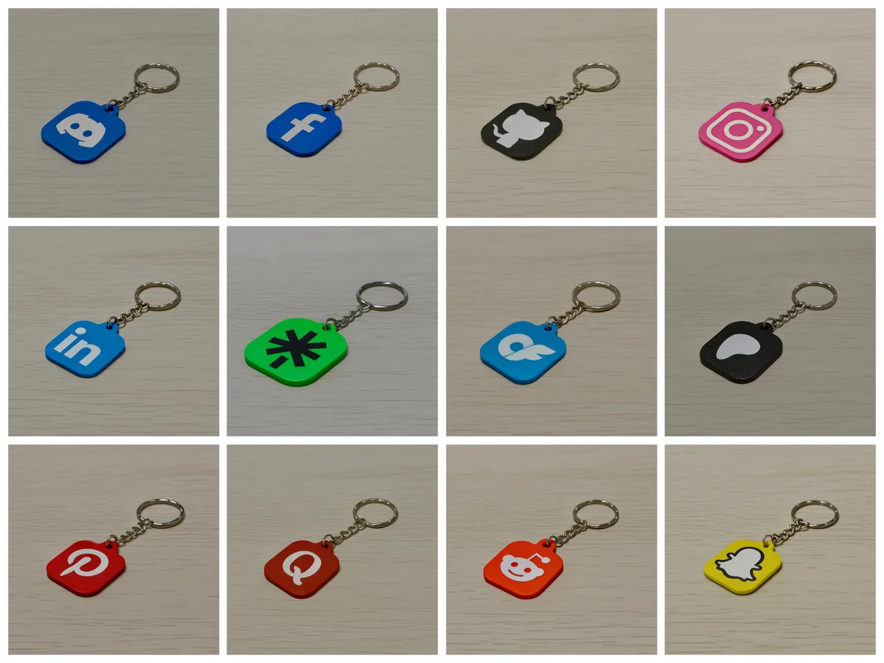 NFC Social Media Keychains (+20 Social Media Apps) view 3