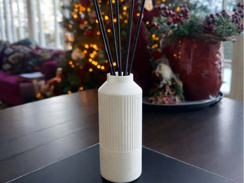 reed diffuser vase