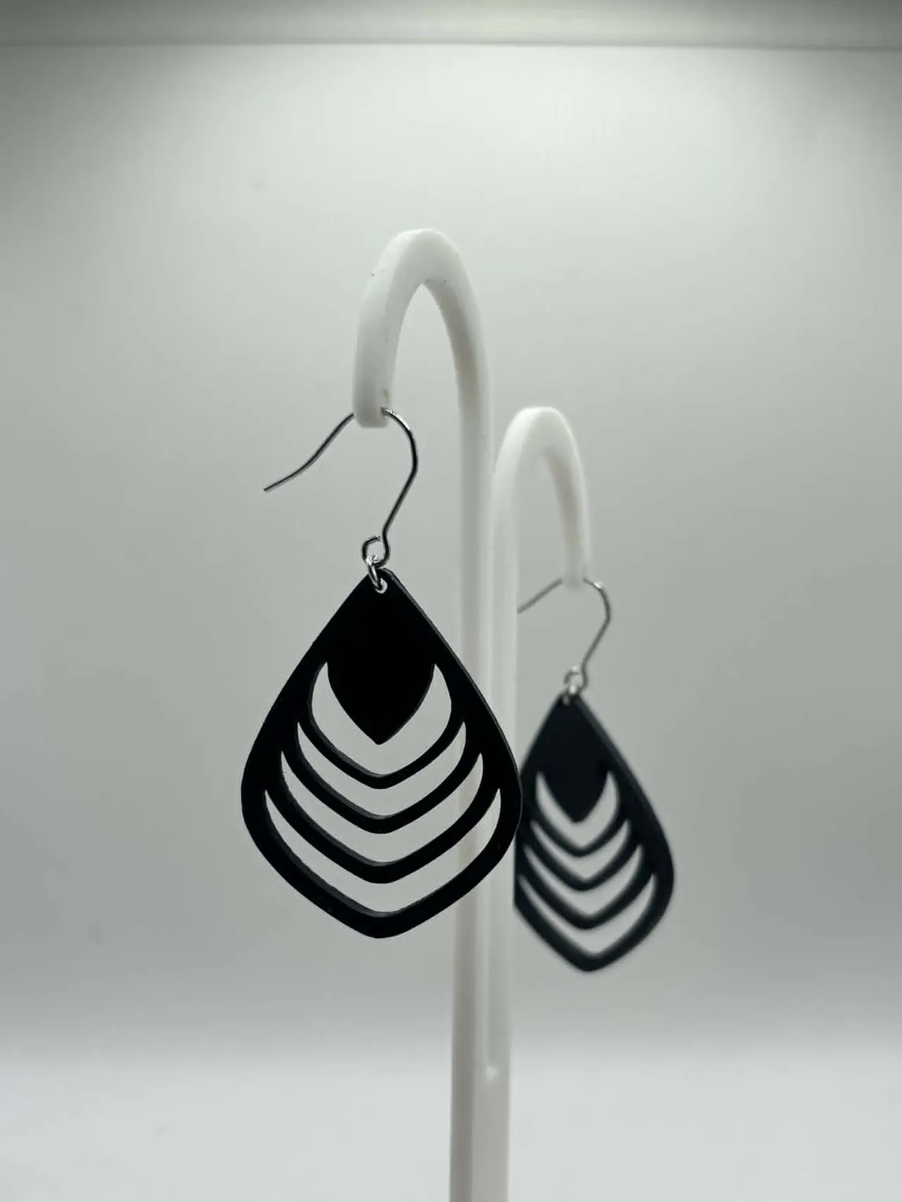 Teardrop Earrings - No AMS view 3