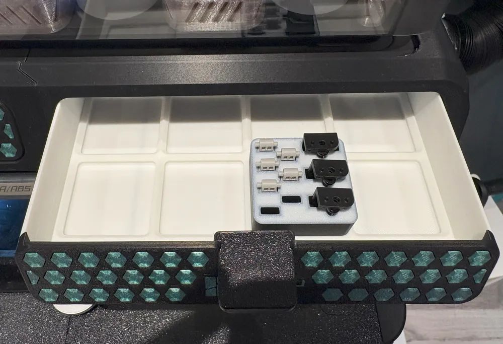 Gridfinity Bin for Filament Cutter & Nozzle Wiper by KiranJ MakerWorld ...