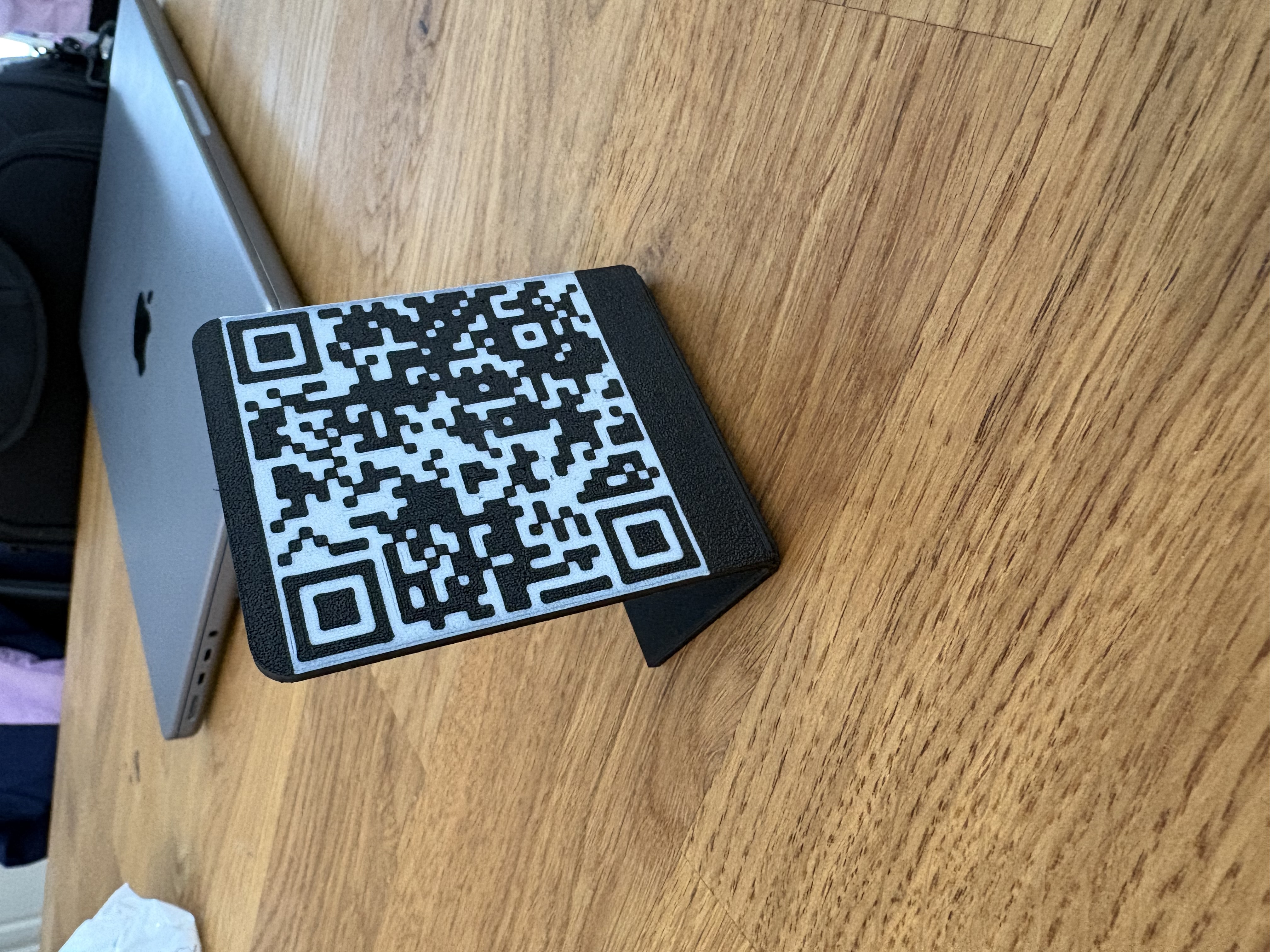 Miniatura 2 do modelo 3D Wifi QR code (Rickroll)