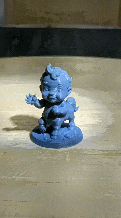 Bébé centaure — figurine miniature