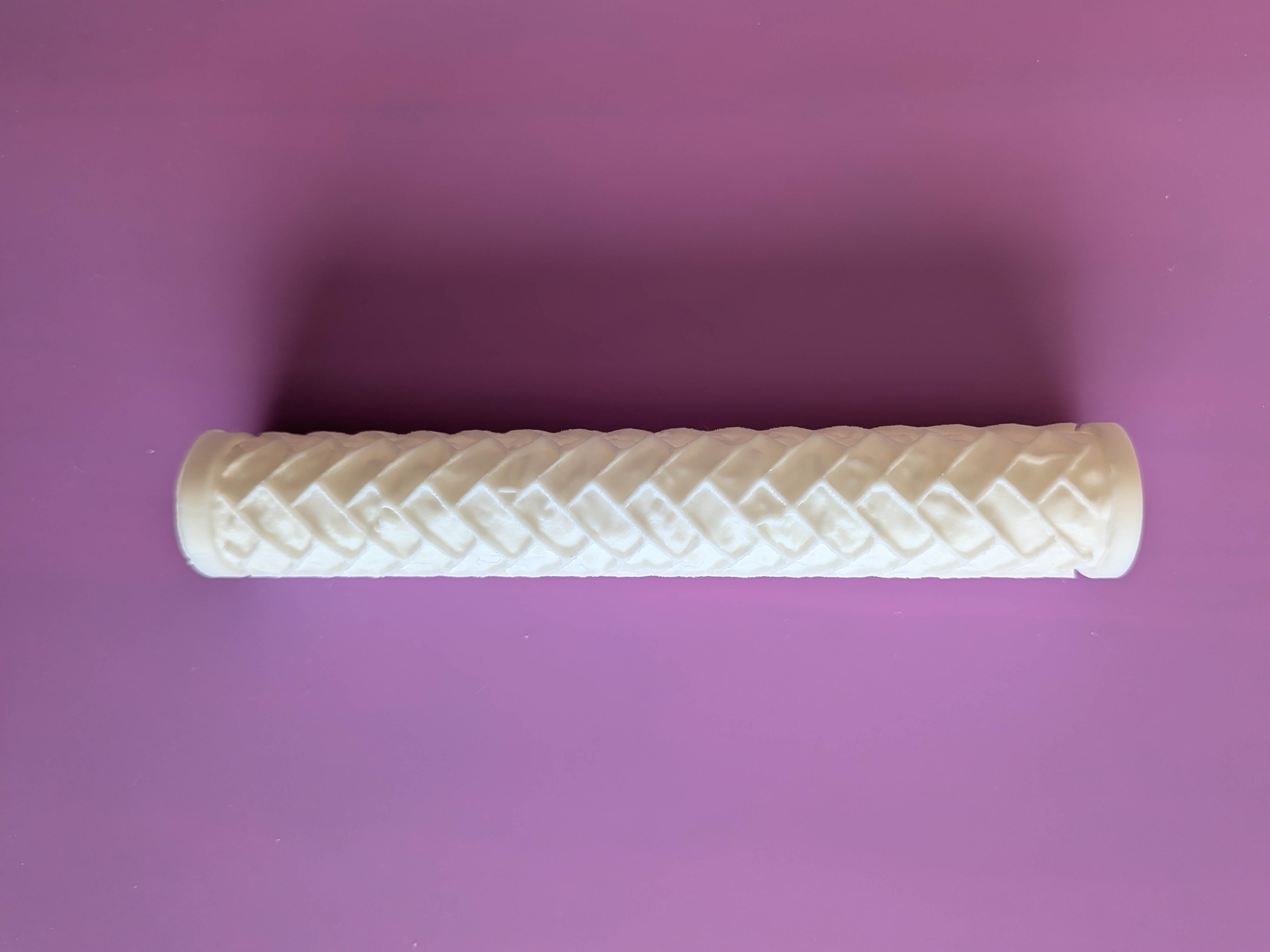 Miniatura 2 do modelo 3D Texture Rolling Pin - Herringbone Brick Pattern