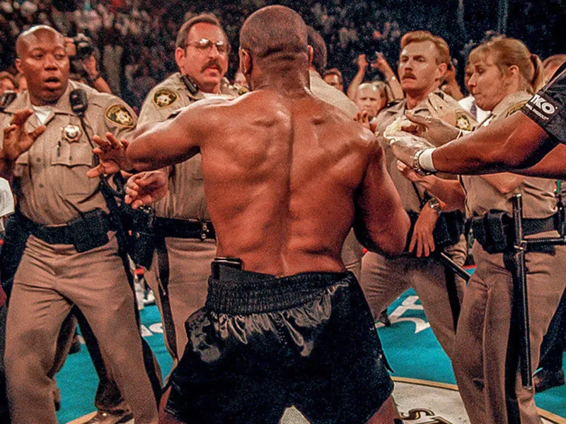 Mike Tyson vs Evander Holyfield 