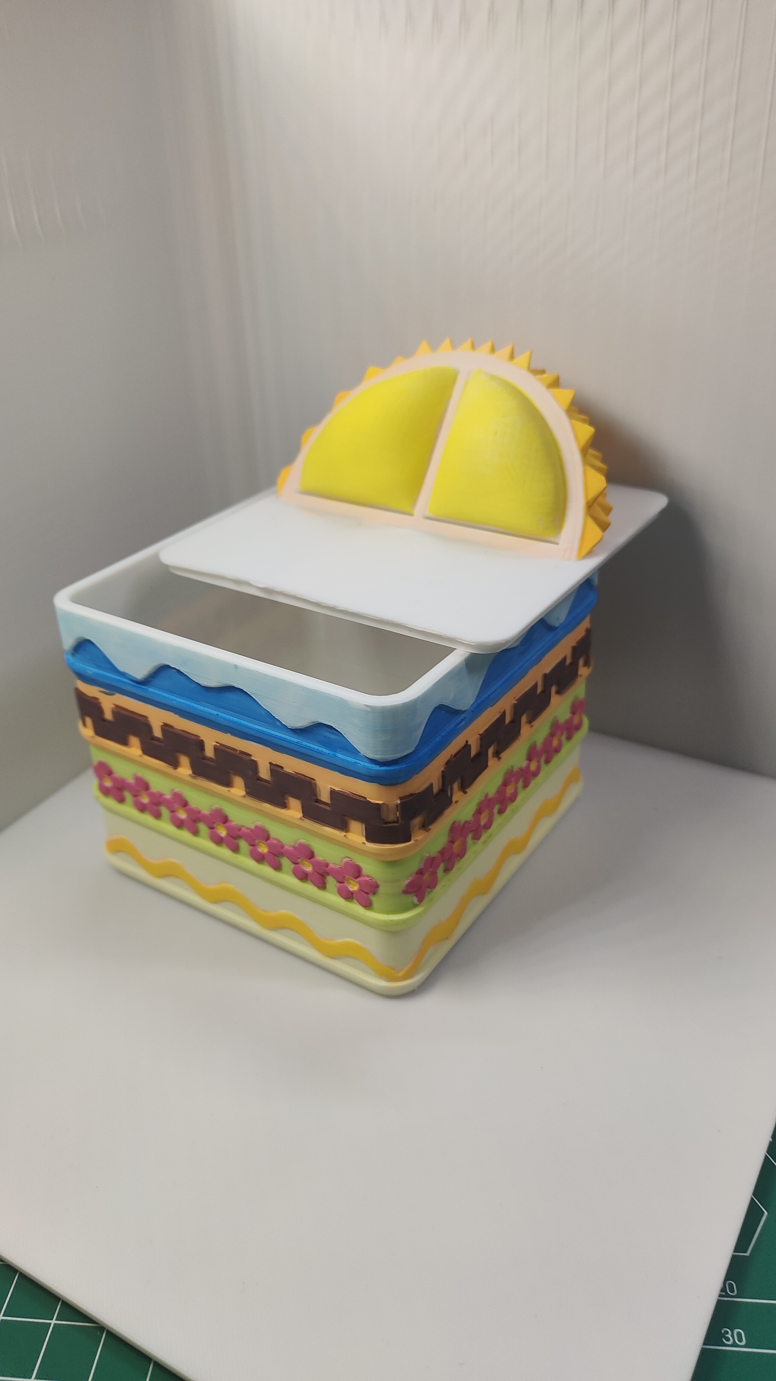 Miniatura 2 do modelo 3D 榴莲蛋糕收纳盒，可选花边，分色打印