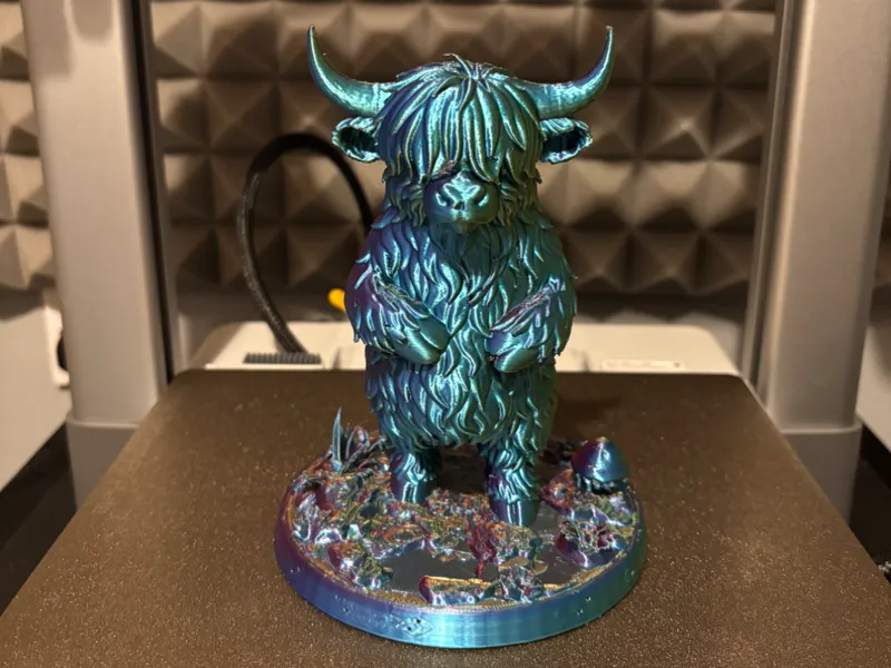 highland cow statue 