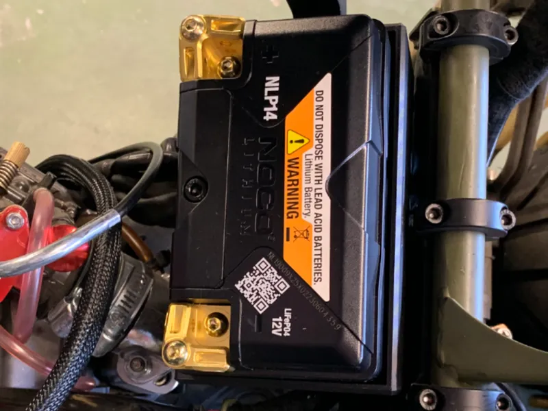 Honda ruckus battery holder