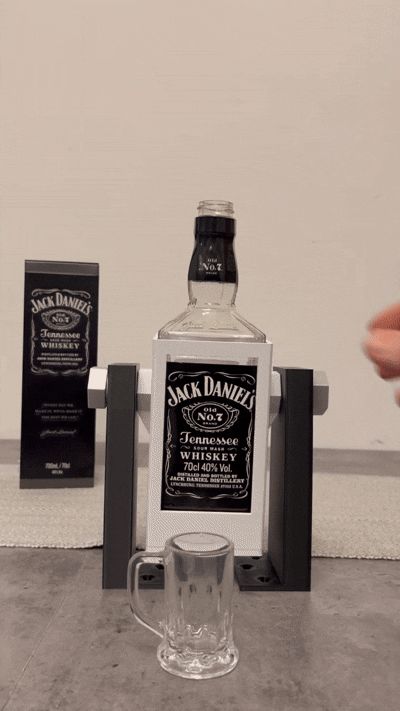 Jack Daniel's Pourer