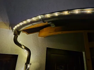 Lichtschlauch Halter für Dachrinne