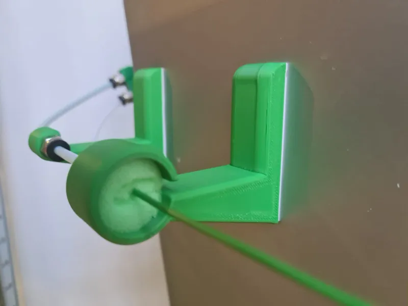 Filament cleaner