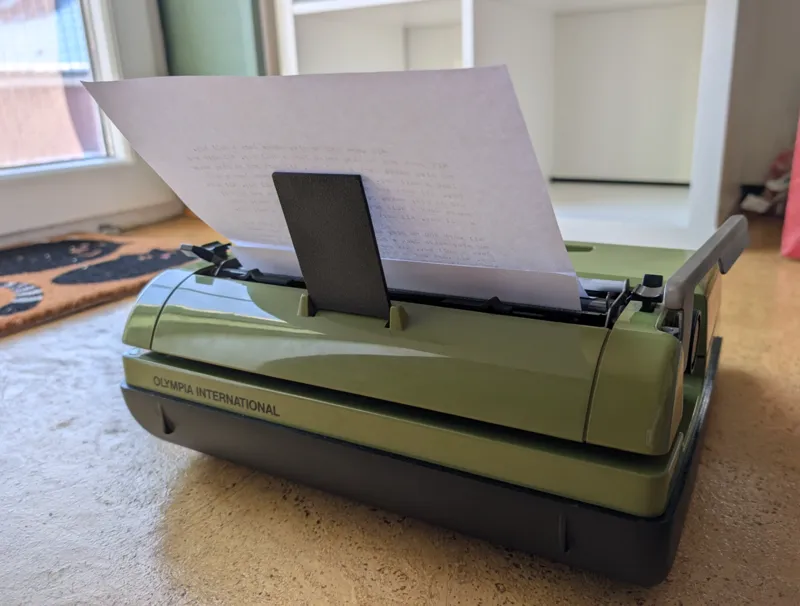 Papierstütze Schreibmaschine Olympia Monica