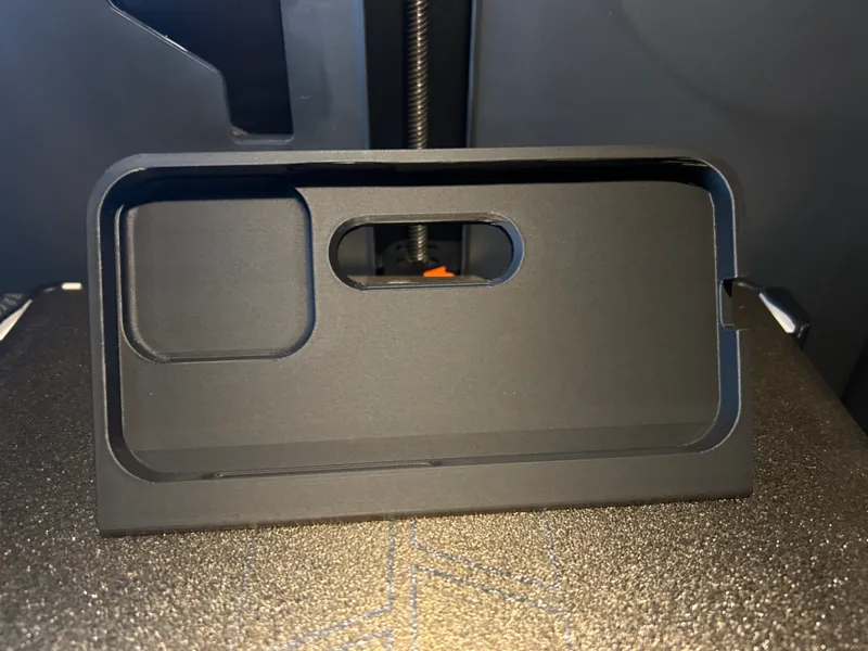 iPhone Standby Dock Open USB Slot