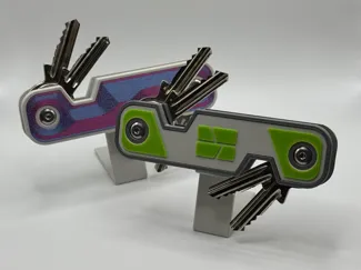 Key Organizer with Interchangeable Front Panel